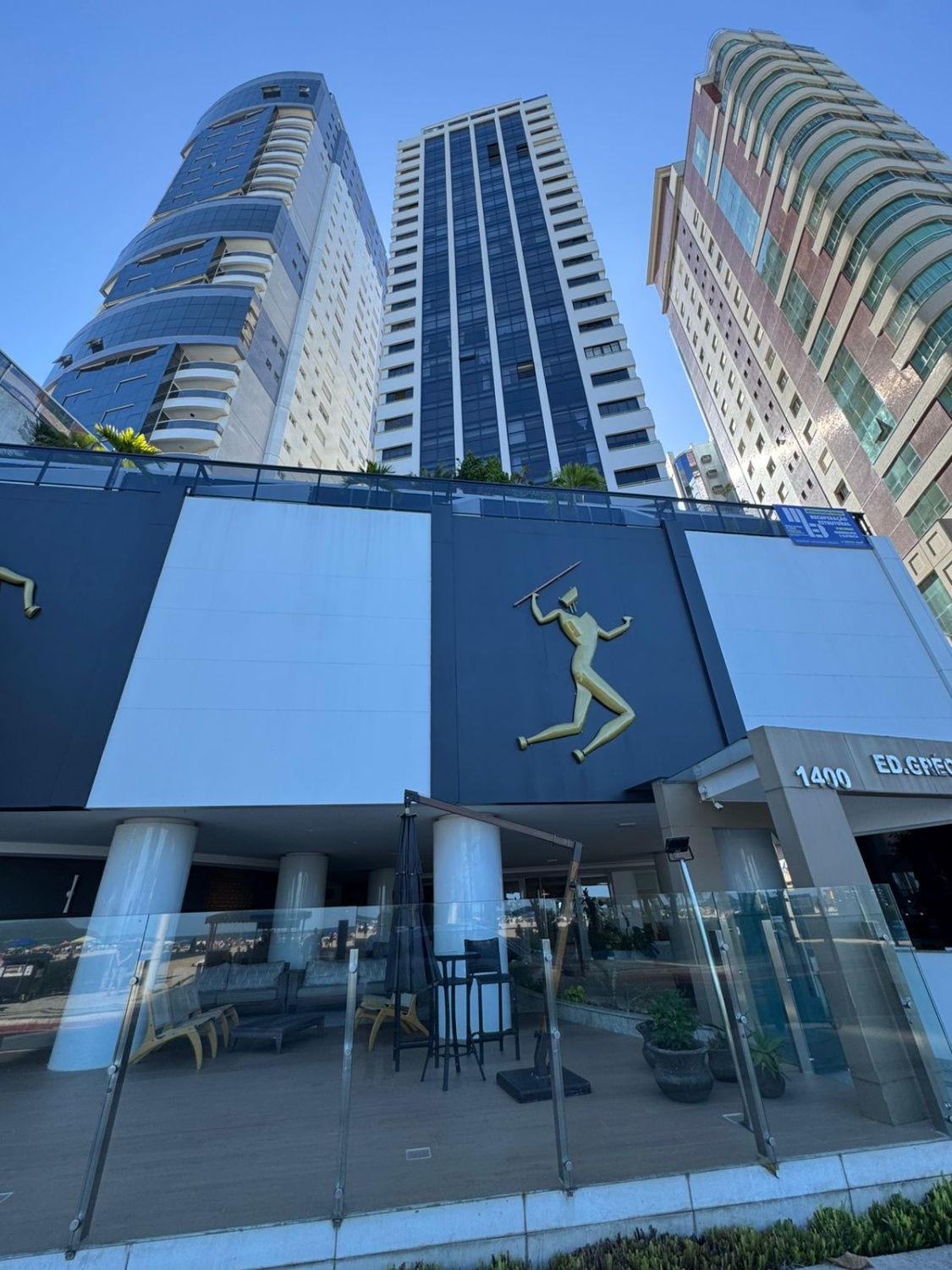 Apartamento no Edifício Grécia em Balneário Camboriú - foto 35
