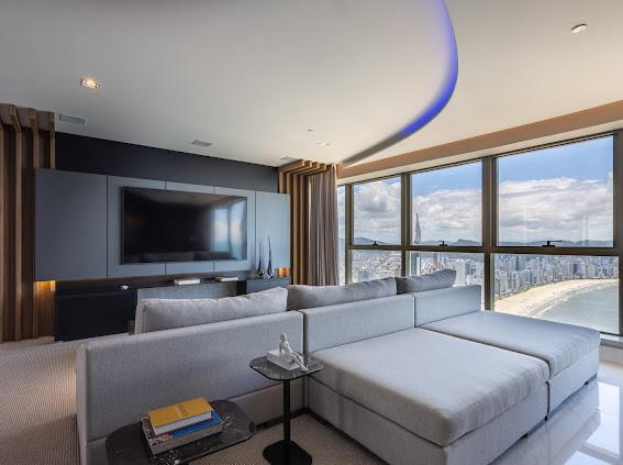 Apartamento no Ed. Yachthouse By Pininfarina em Balneário Camboriú - foto 2
