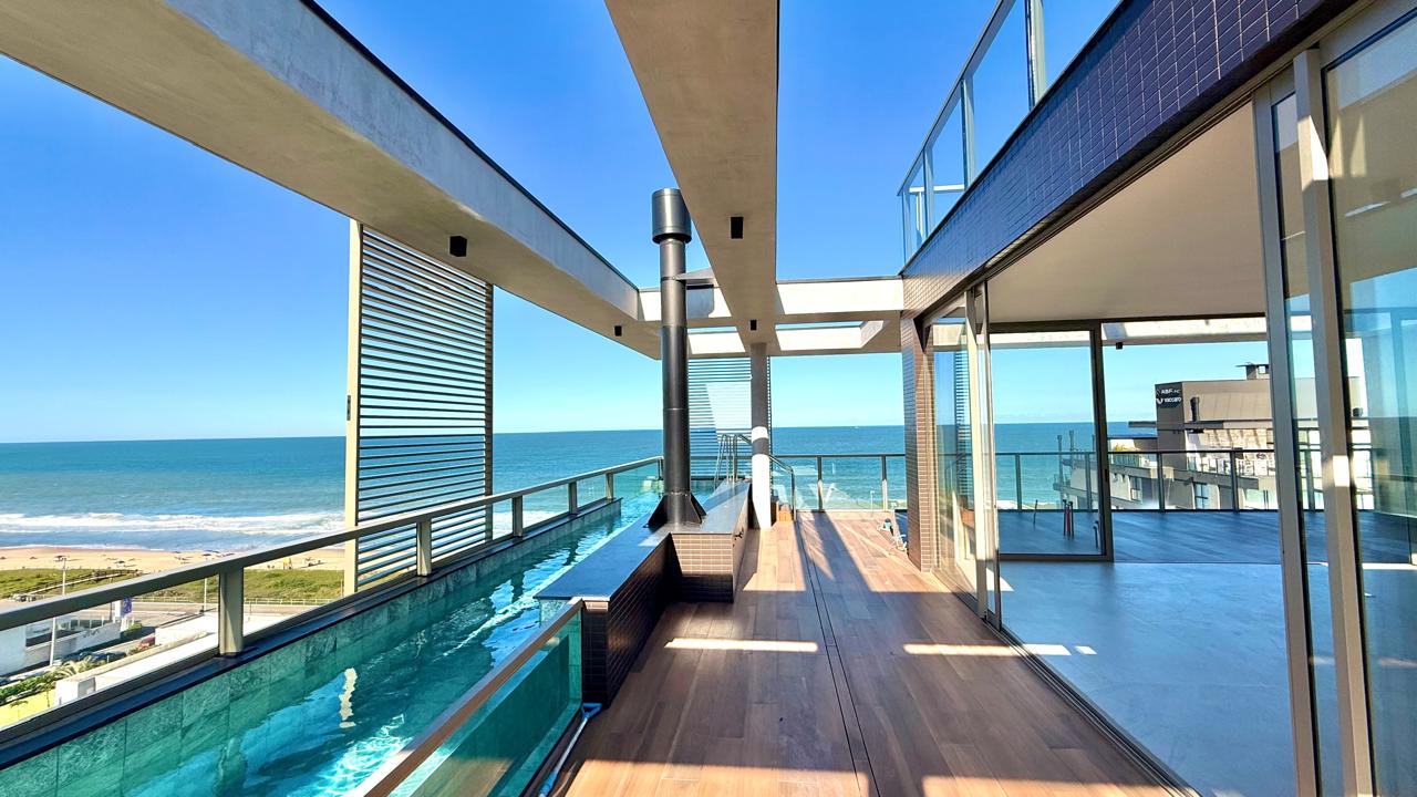 Cobertura Duplex no Ed. Horizon na Praia Brava - foto 4