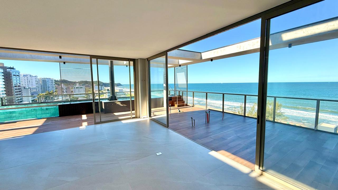 Cobertura Duplex no Ed. Horizon na Praia Brava - foto 10