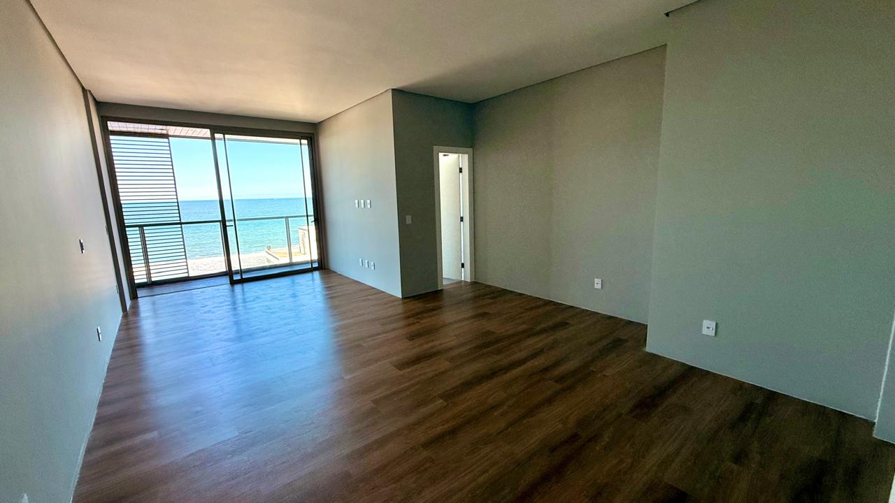 Cobertura Duplex no Ed. Horizon na Praia Brava - foto 27