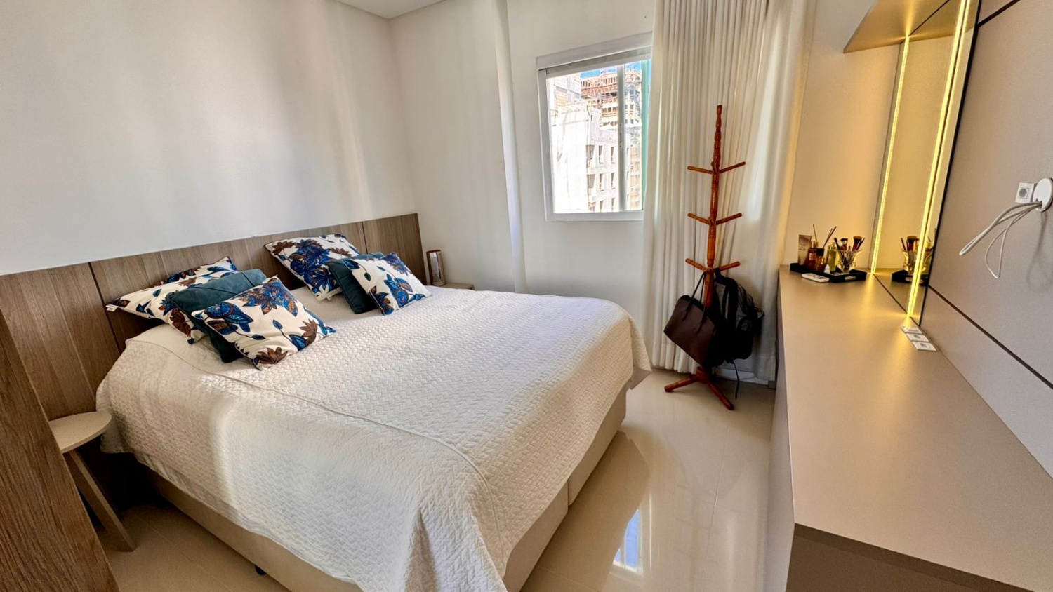 Apartamento no Ed. Gran Torino em Balneário Camboriú - foto 6