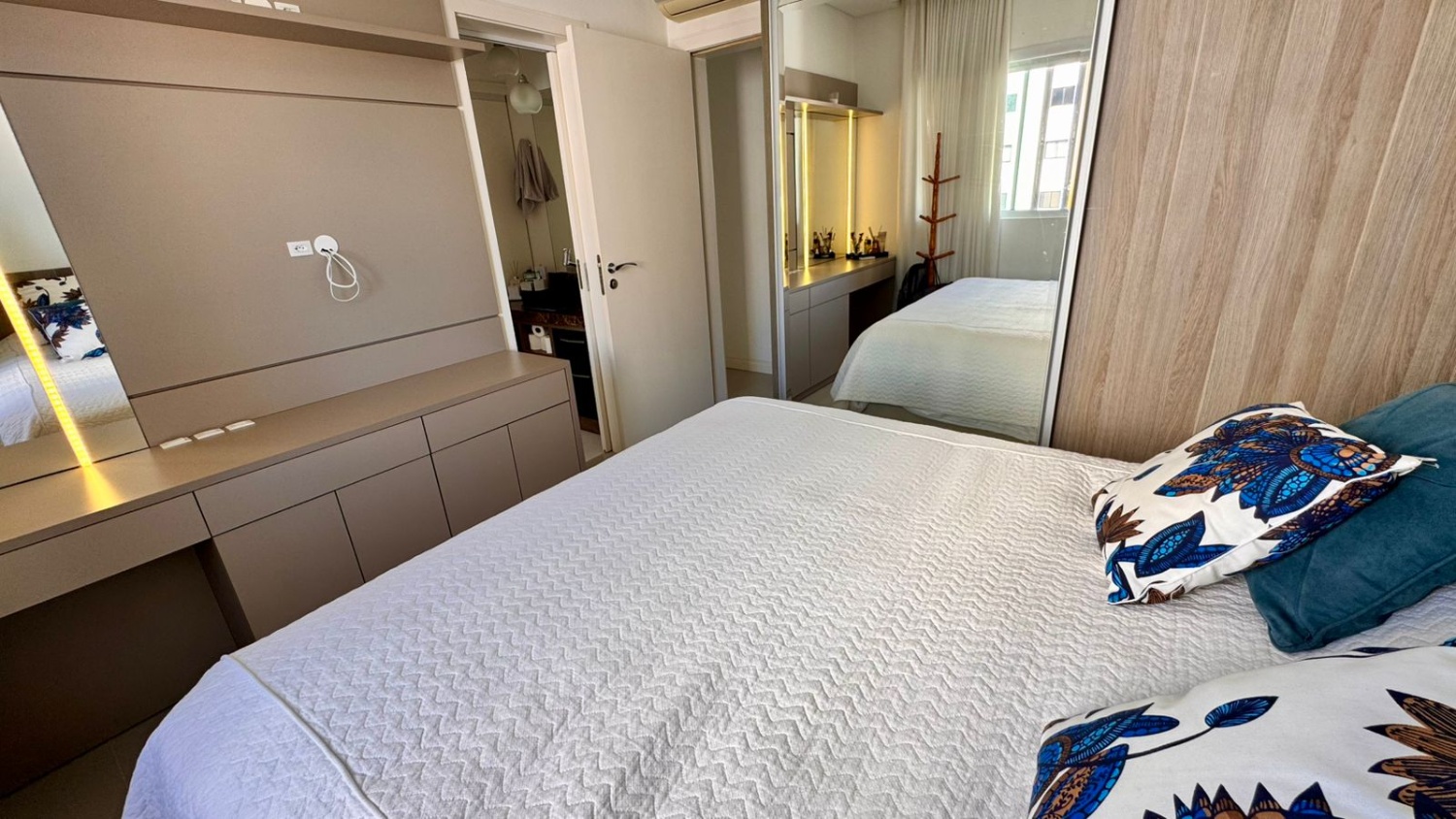 Apartamento no Ed. Gran Torino em Balneário Camboriú - foto 7