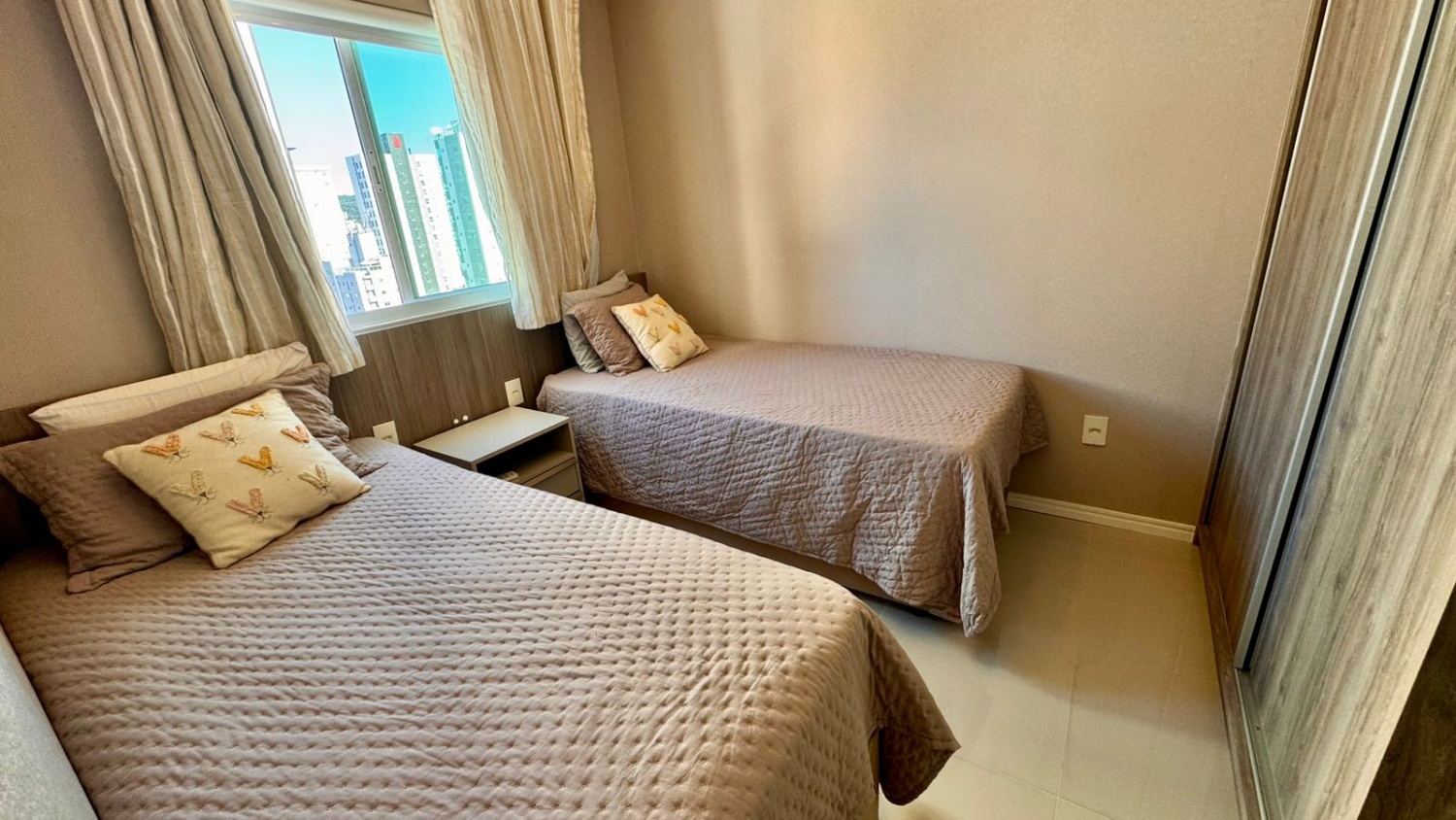 Apartamento no Ed. Gran Torino em Balneário Camboriú - foto 14