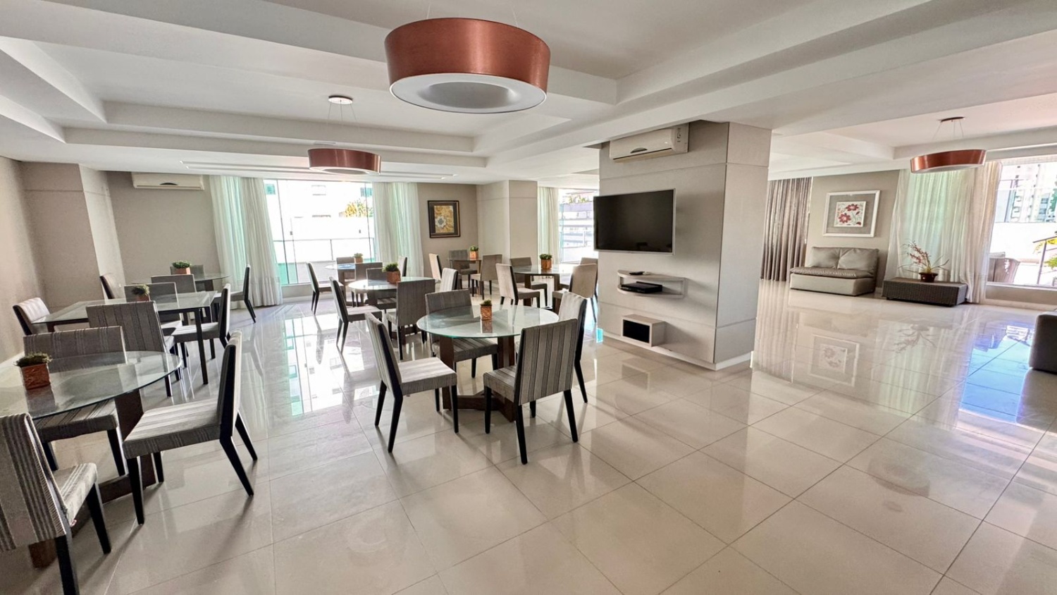 Apartamento no Ed. Gran Torino em Balneário Camboriú - foto 23