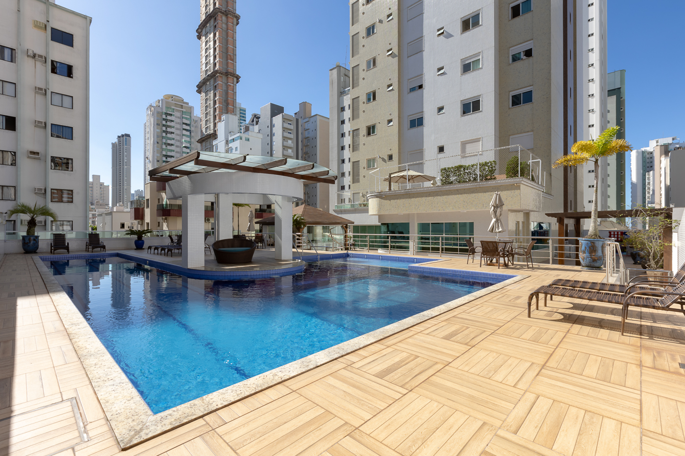 Apartamento Garden no Ed. Porto dos Sonhos em Balneário Camboriú - foto 38