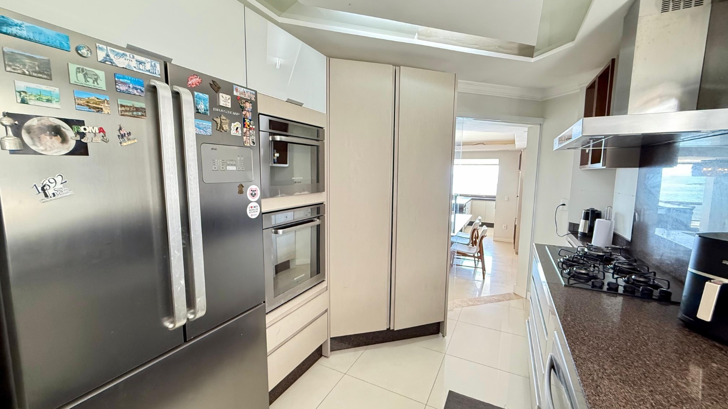 Apartamento no Ed. Nina Schurmann em Balneário Camboriú - foto 10
