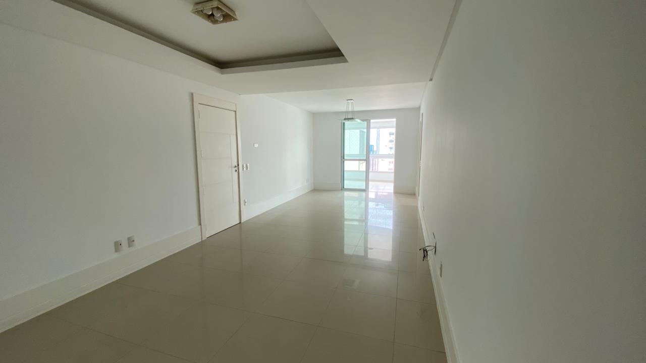Apartamento no Residencial Dimora del Sole em Balneário Camboriú - foto 4