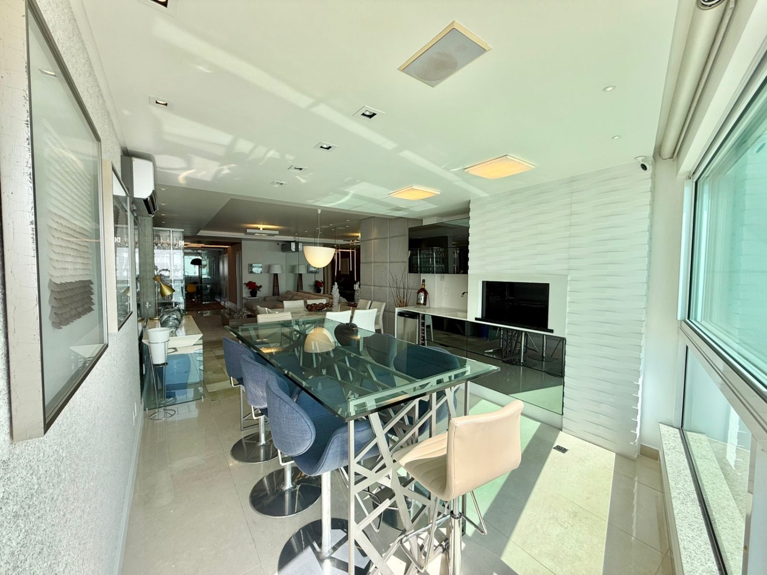 Apartamento no Ed. Barramares em Balneário Camboriú - foto 4