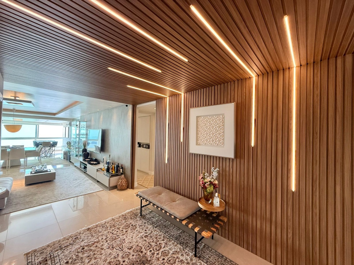 Apartamento no Ed. Barramares em Balneário Camboriú - foto 8