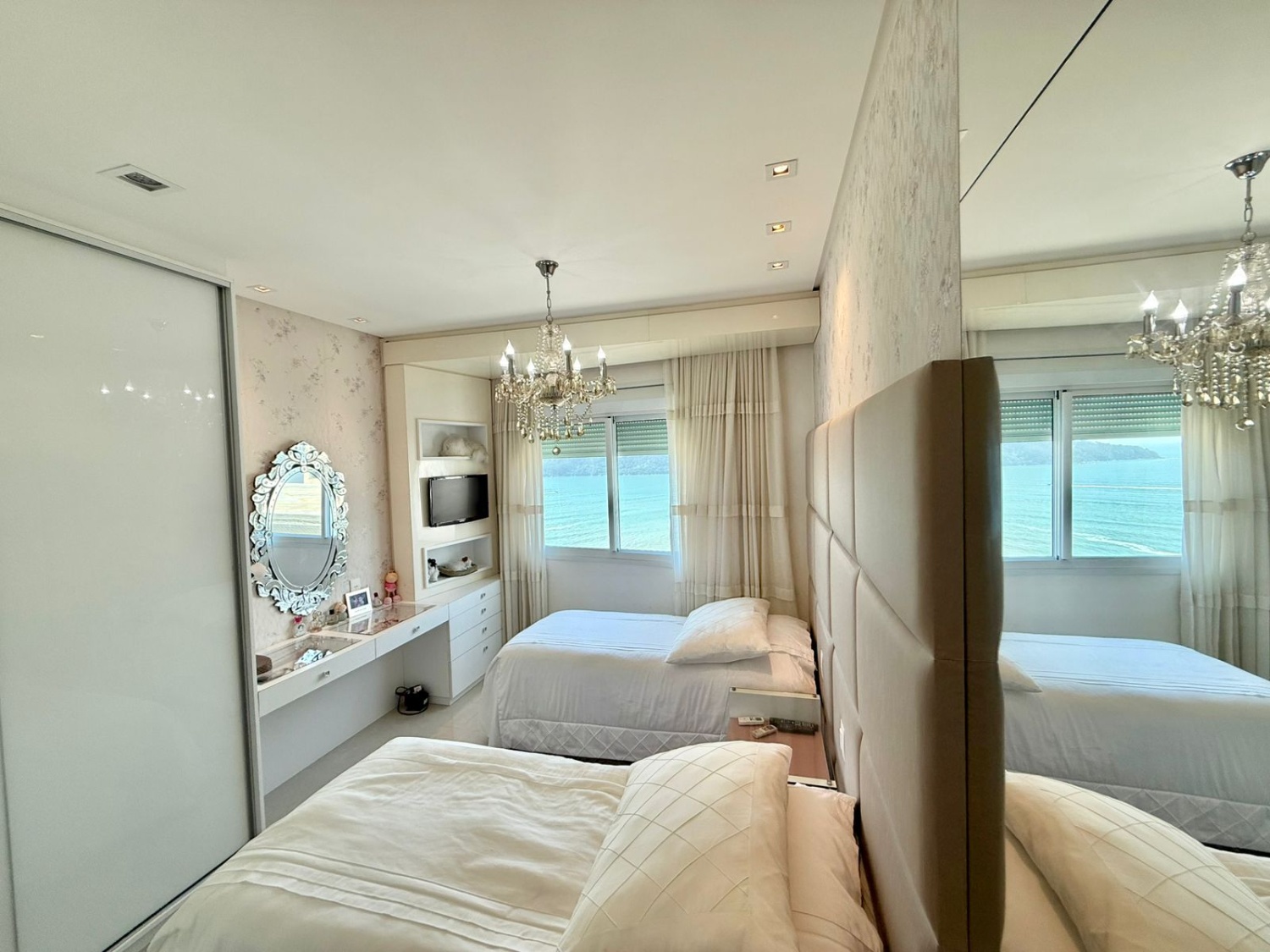 Apartamento no Ed. Barramares em Balneário Camboriú - foto 14