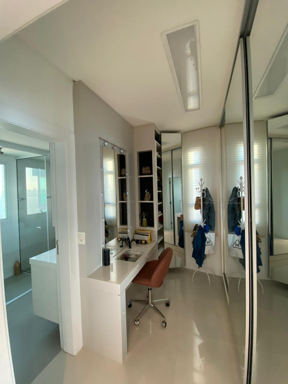 Apartamento no Ed. Barramares em Balneário Camboriú - foto 15
