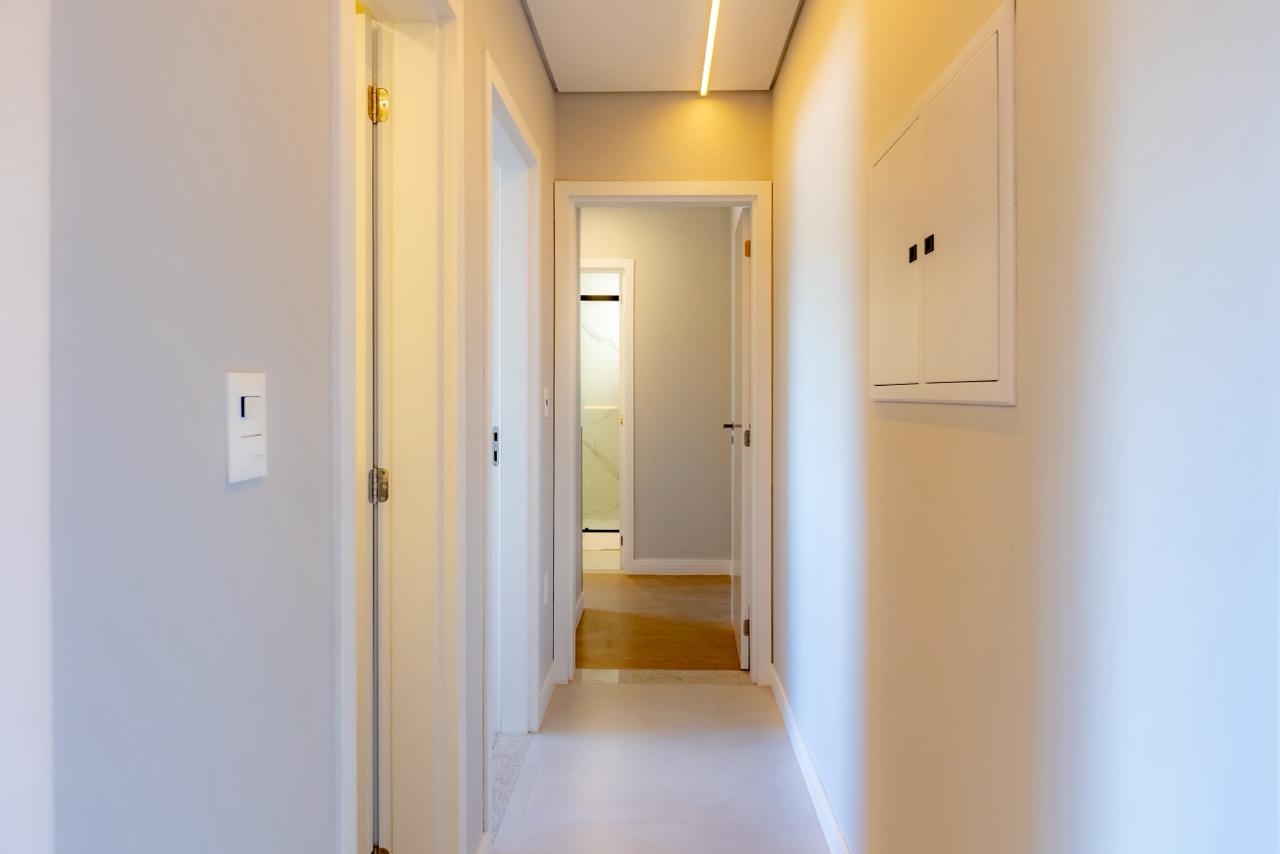 Apartamento no Edifício Portal da Brava em Balneário Camboriú - foto 8