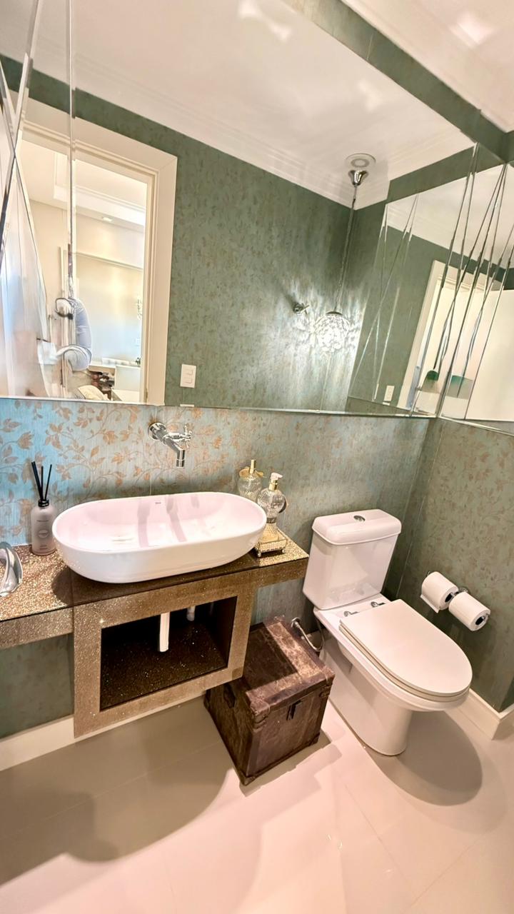 Apartamento no Ed. Villa Serena Home Club em Balneário Camboriú - foto 21