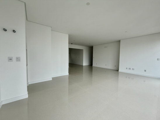 Apartamento no Ed. Vitra by Pininfarina em Balneário Camboriú - foto 4