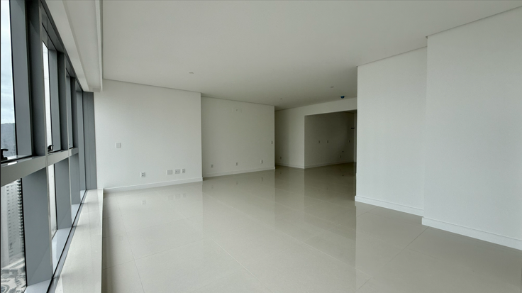 Apartamento no Ed. Vitra by Pininfarina em Balneário Camboriú - foto 2