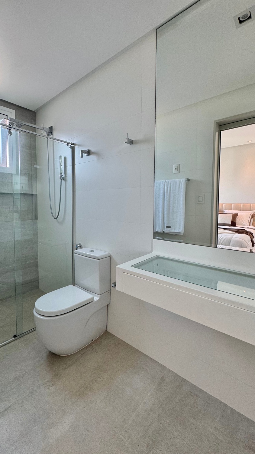 Apartamento no Ed. Avangard Residence em Balneário Camboriú - foto 9