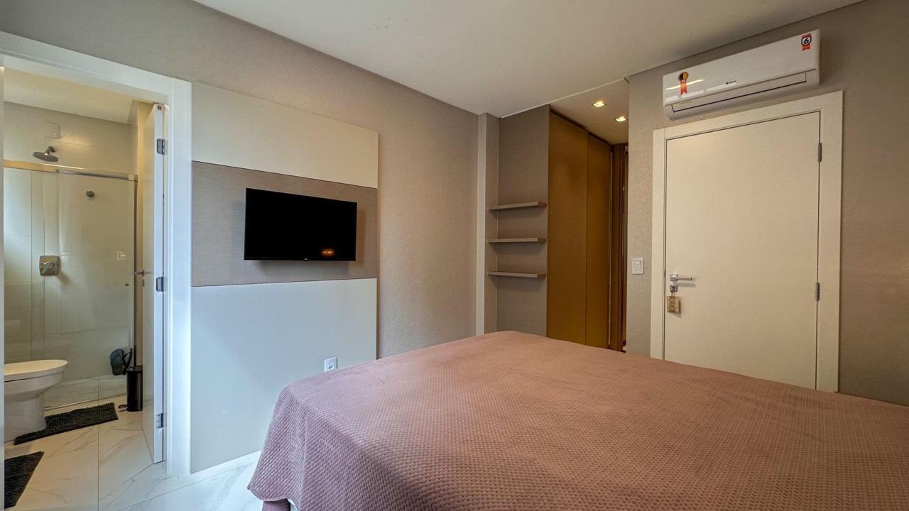 Apartamento no Residencial Boulevard Dois 86 em Meia Praia, Itapema - foto 11