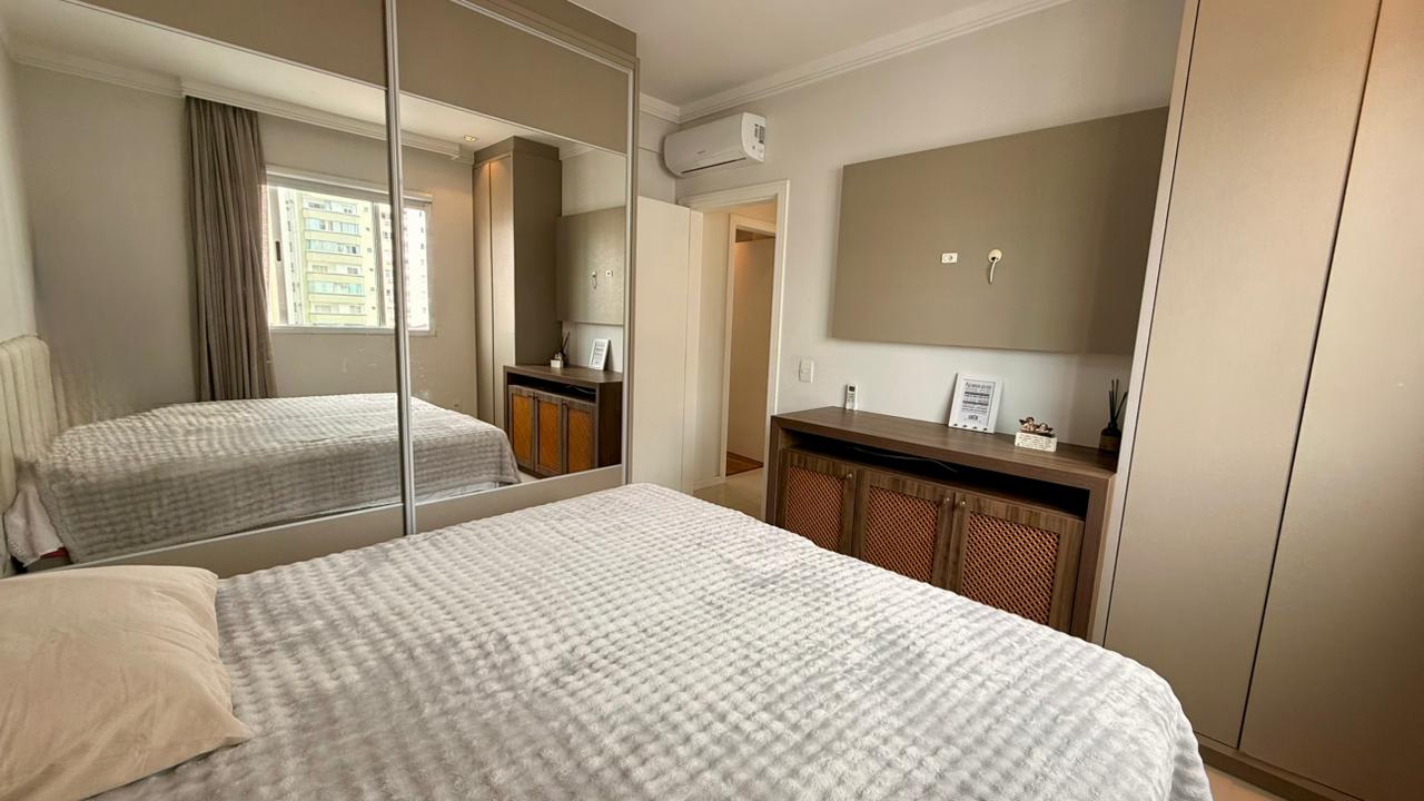 Apartamento no Edifício Doce Iguassú em Balneário Camboriú - foto 9