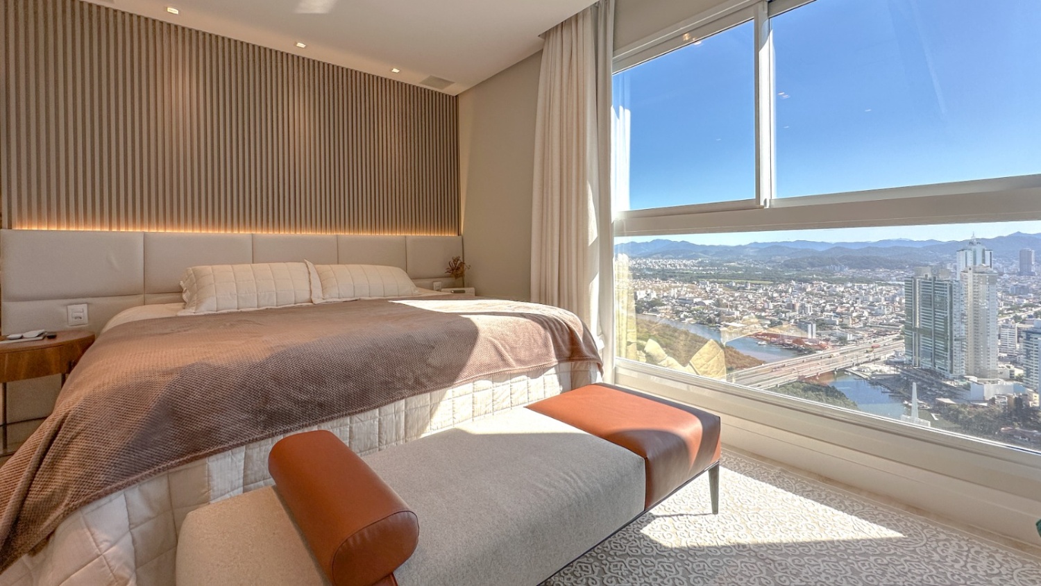 Apartamento no Ed. Epic Tower em Balneário Camboriú - foto 7