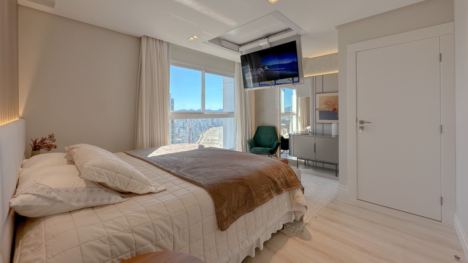 Apartamento no Ed. Epic Tower em Balneário Camboriú - foto 9