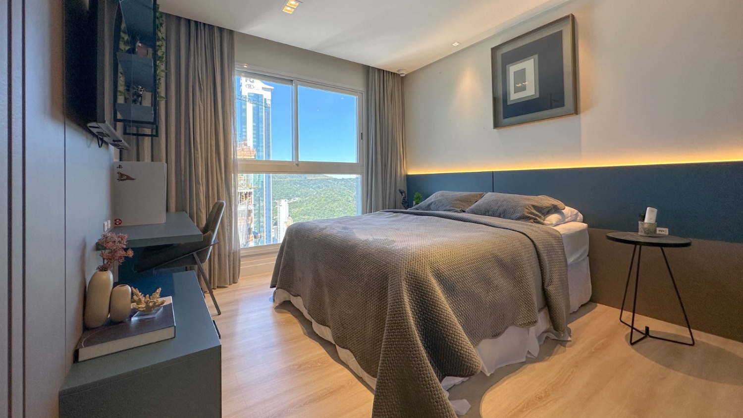 Apartamento no Ed. Epic Tower em Balneário Camboriú - foto 10
