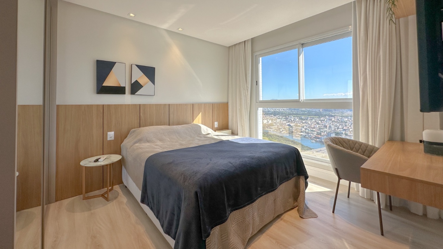 Apartamento no Ed. Epic Tower em Balneário Camboriú - foto 11