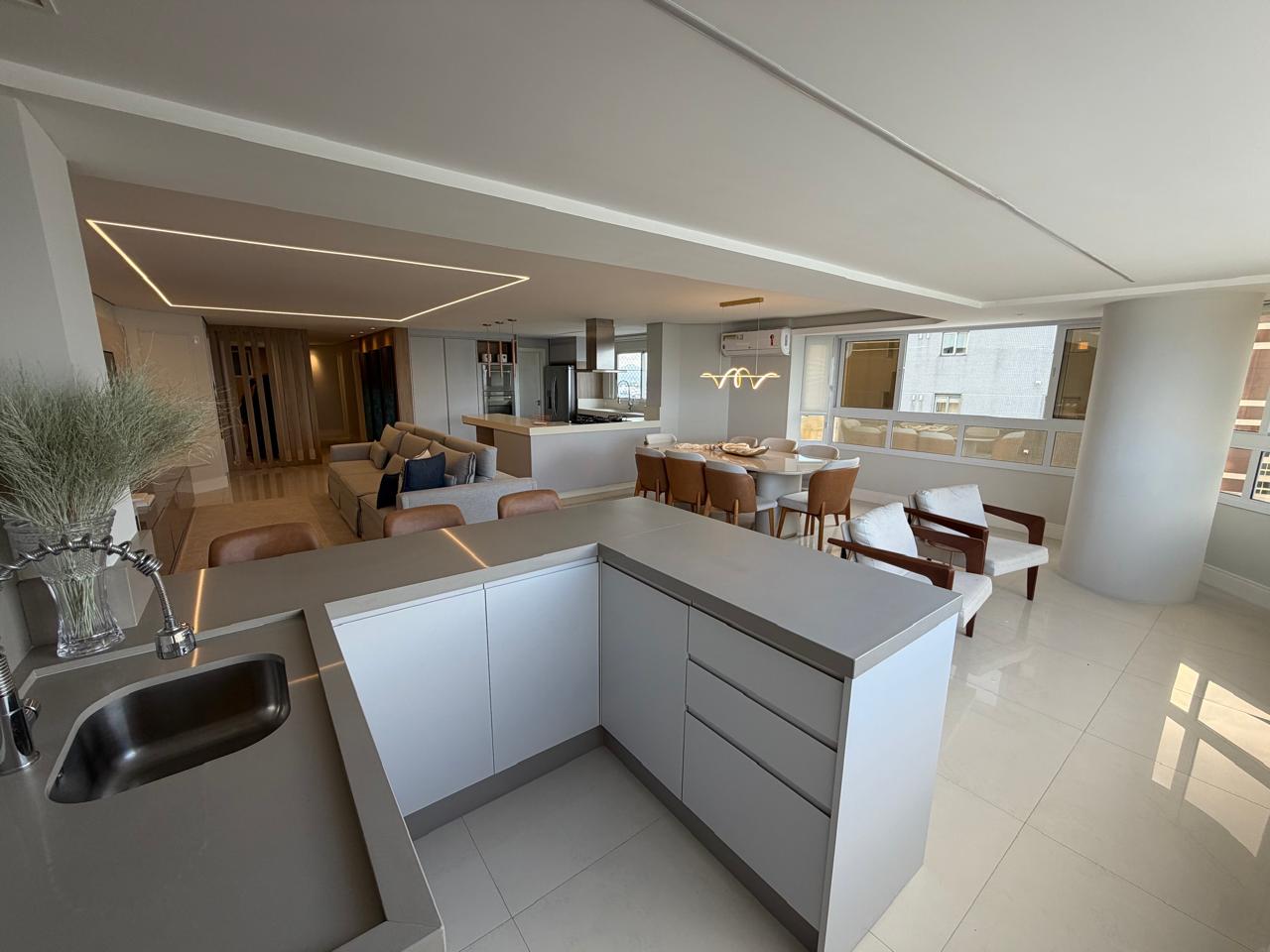 Apartamento no Ed. Noblesse em Balneário Camboriú - foto 7
