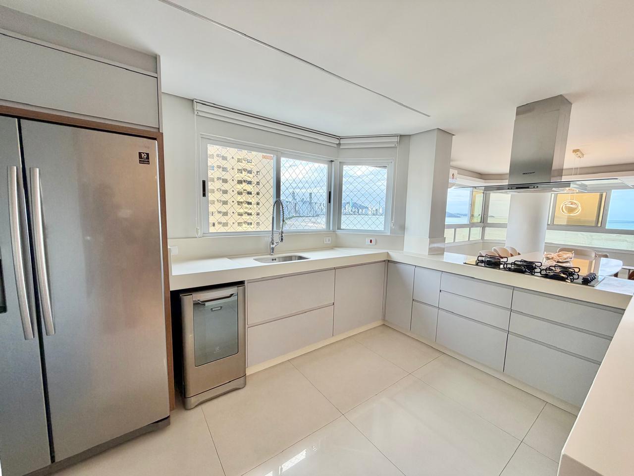Apartamento no Ed. Noblesse em Balneário Camboriú - foto 8