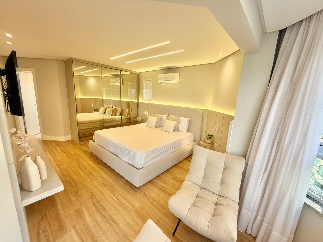 Apartamento no Ed. Noblesse em Balneário Camboriú - foto 14