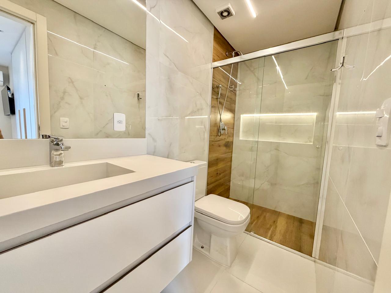 Apartamento no Ed. Noblesse em Balneário Camboriú - foto 16