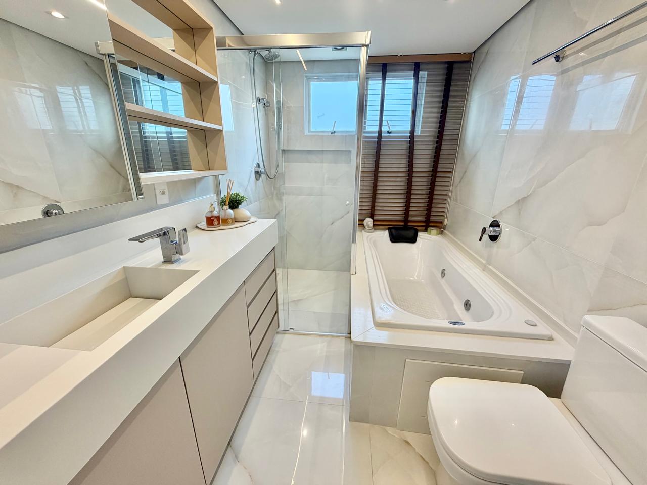 Apartamento no Ed. Noblesse em Balneário Camboriú - foto 19