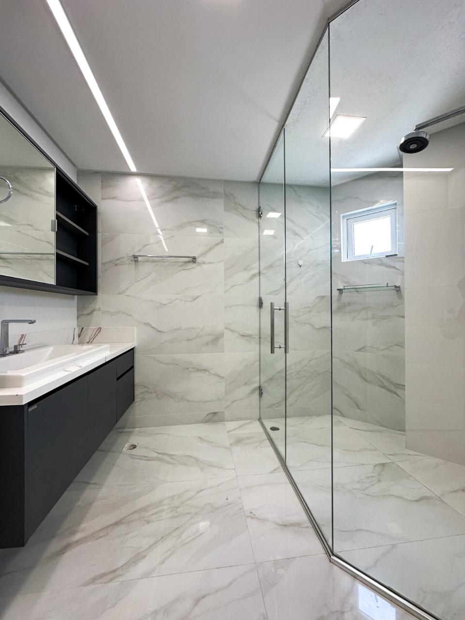 Apartamento no Edifício Theiss Heens em Balneário Camboriú - foto 9