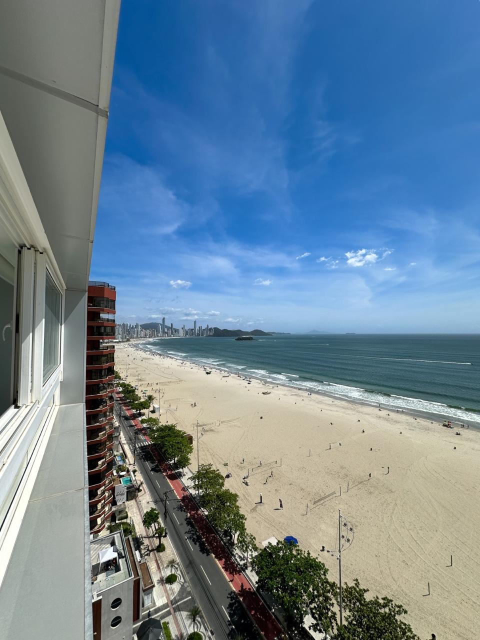 Apartamento no Edifício Theiss Heens em Balneário Camboriú - foto 10