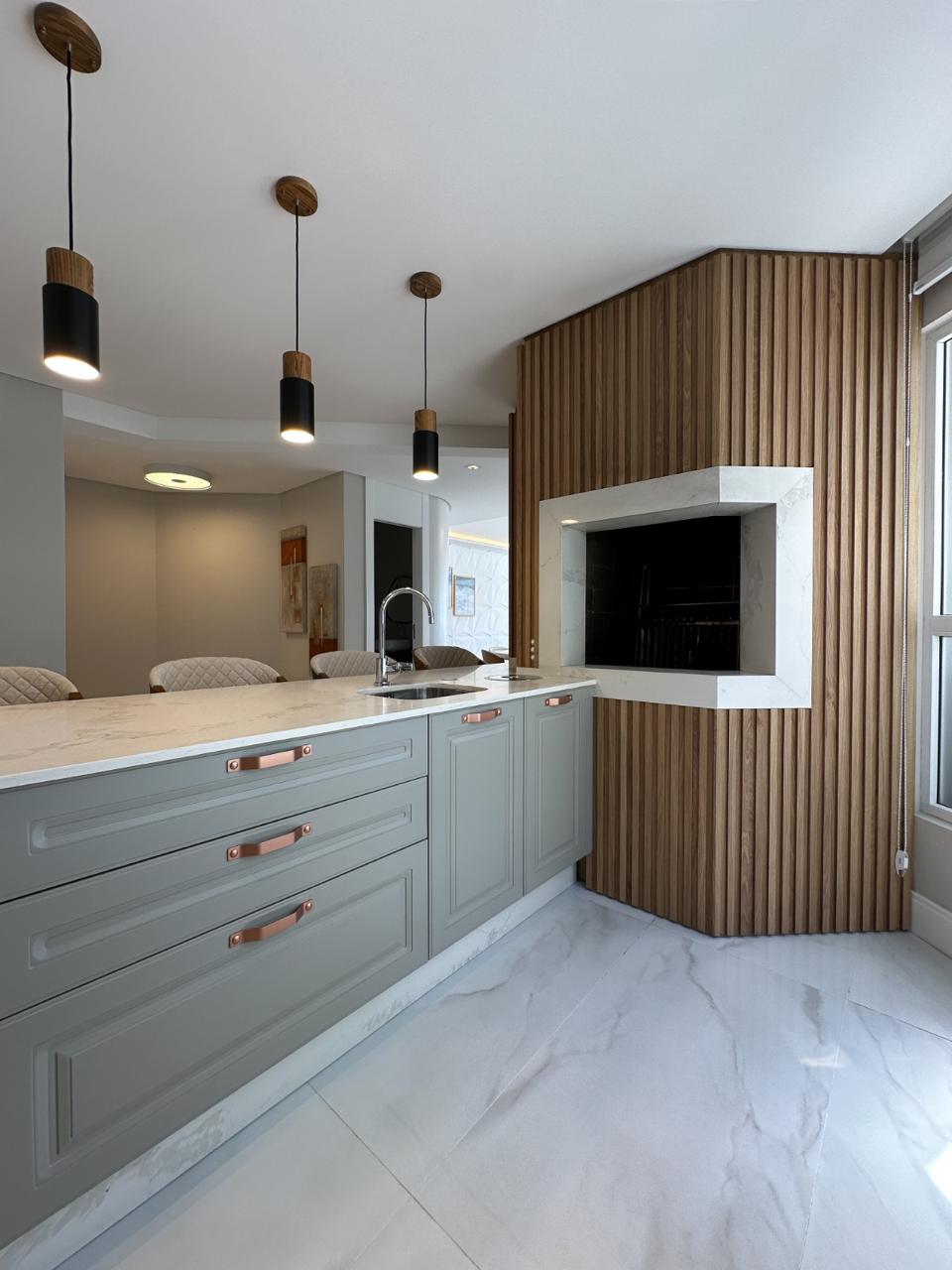Apartamento no Edifício Theiss Heens em Balneário Camboriú - foto 11