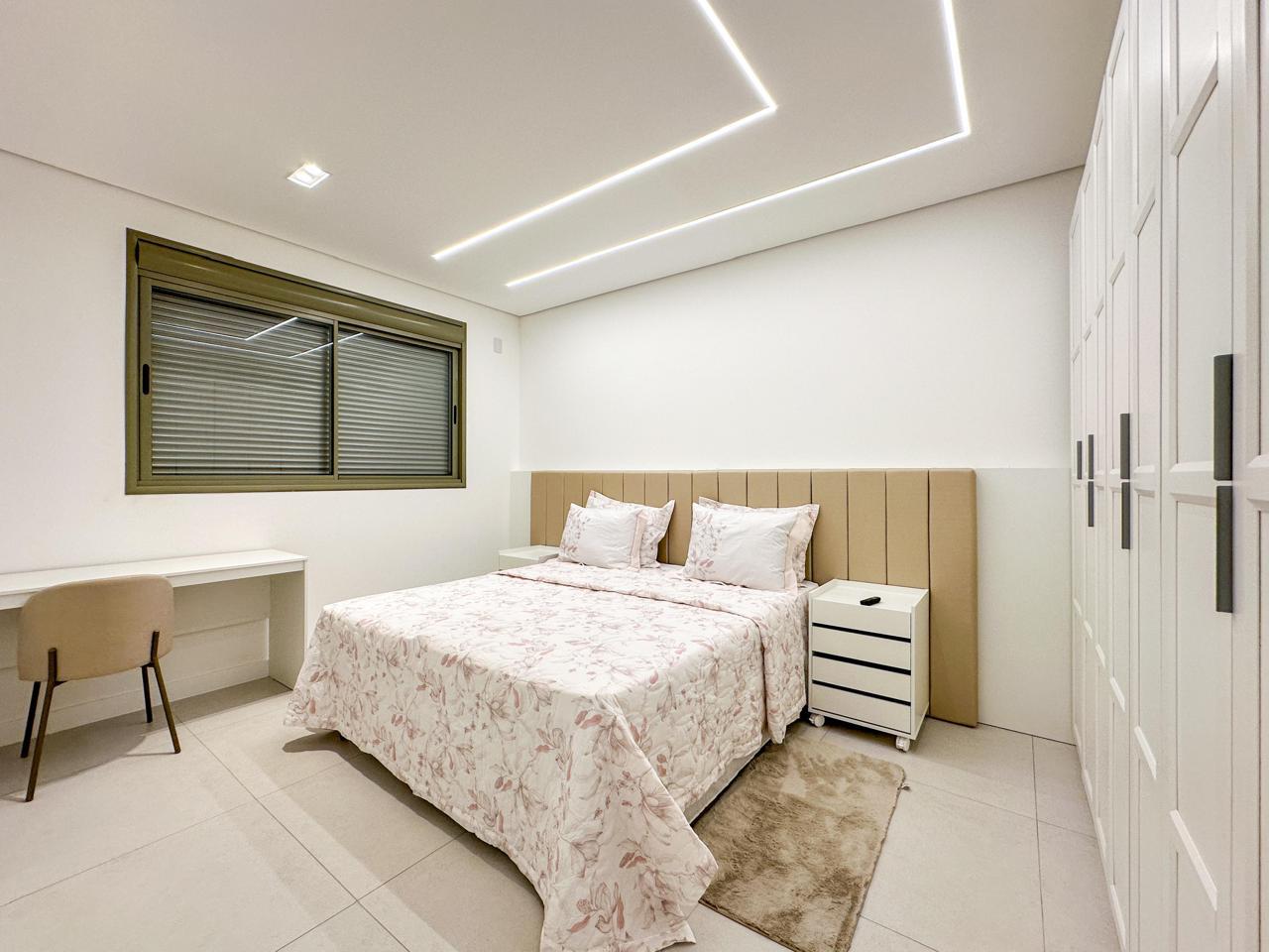 Apartamento no Residencial dos Ipês em Meia Praia, Itapema - foto 15
