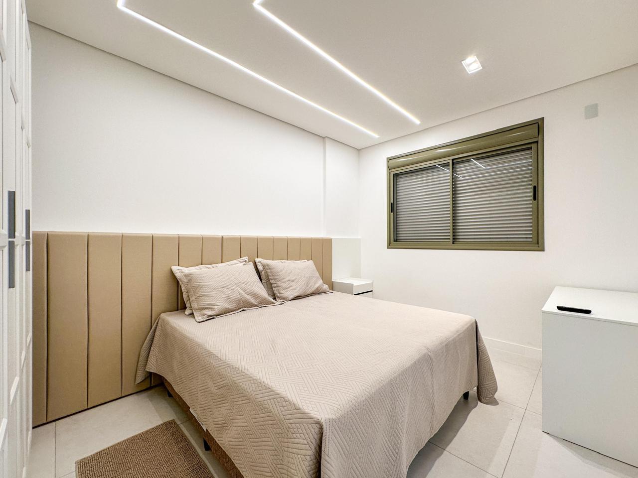 Apartamento no Residencial dos Ipês em Meia Praia, Itapema - foto 16