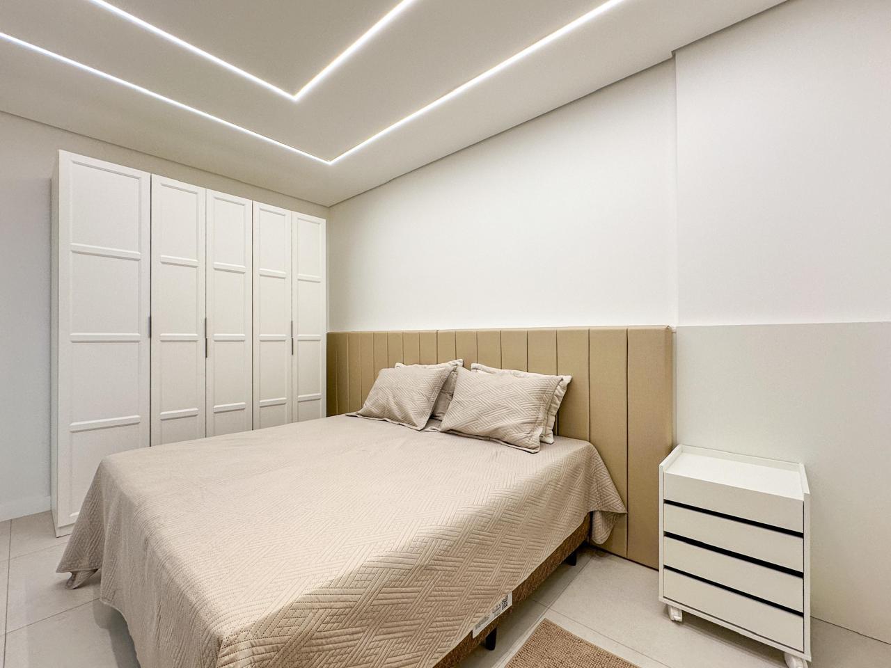 Apartamento no Residencial dos Ipês em Meia Praia, Itapema - foto 17