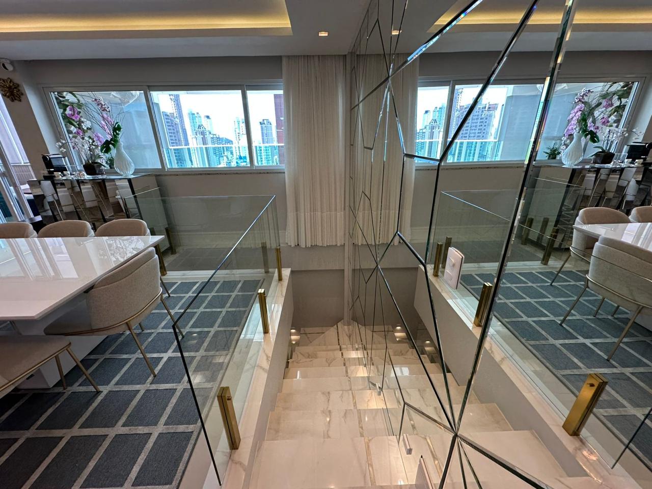 Cobertura Exclusiva no Edifício Sun Place em Balneário Camboriú - foto 5