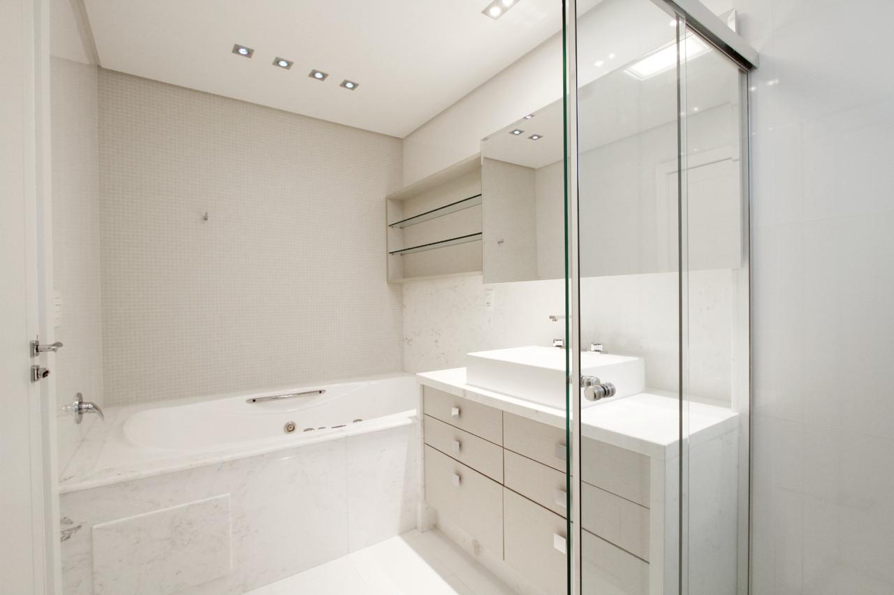 Apartamento no Ed. Alexandria em Balneário Camboriú - foto 11