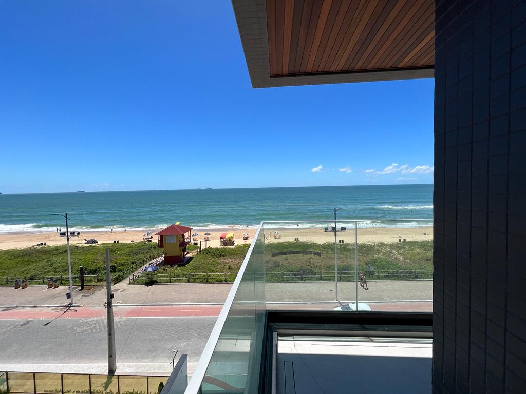 Apartamento Frente Mar no Edifício Bay House na Praia Brava em Itajaí