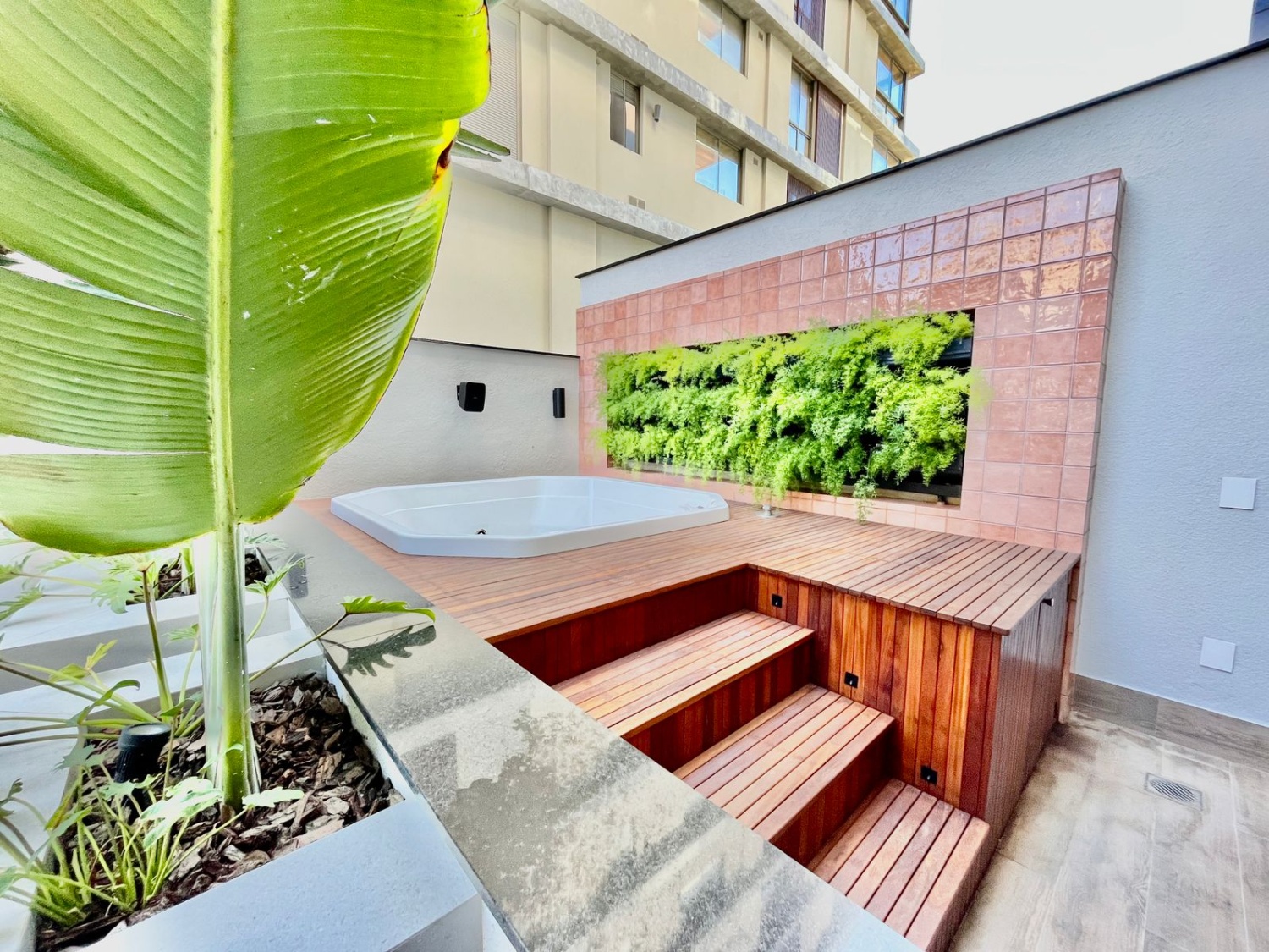 Apartamento Frente Mar no Edifício Bay House na Praia Brava - foto 21