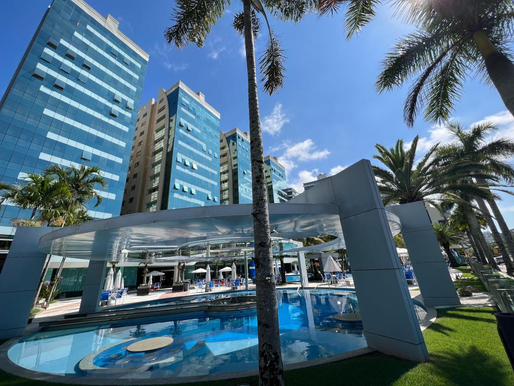 Apartamento no Ed. Villa dos Corais em Itapema - foto 27