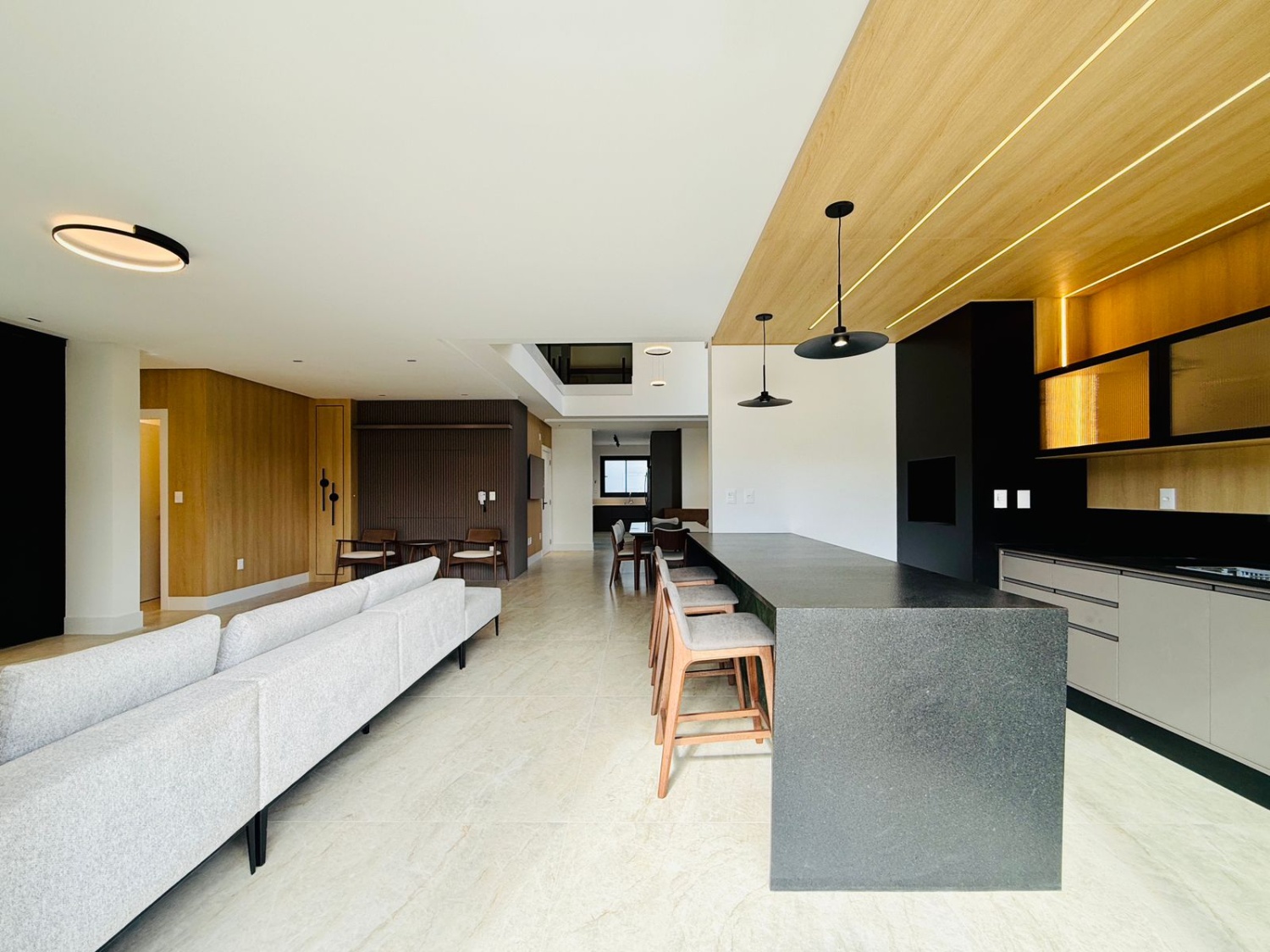 Casa no Cond. Haras Rio do Ouro em Balneário Camboriú - foto 11