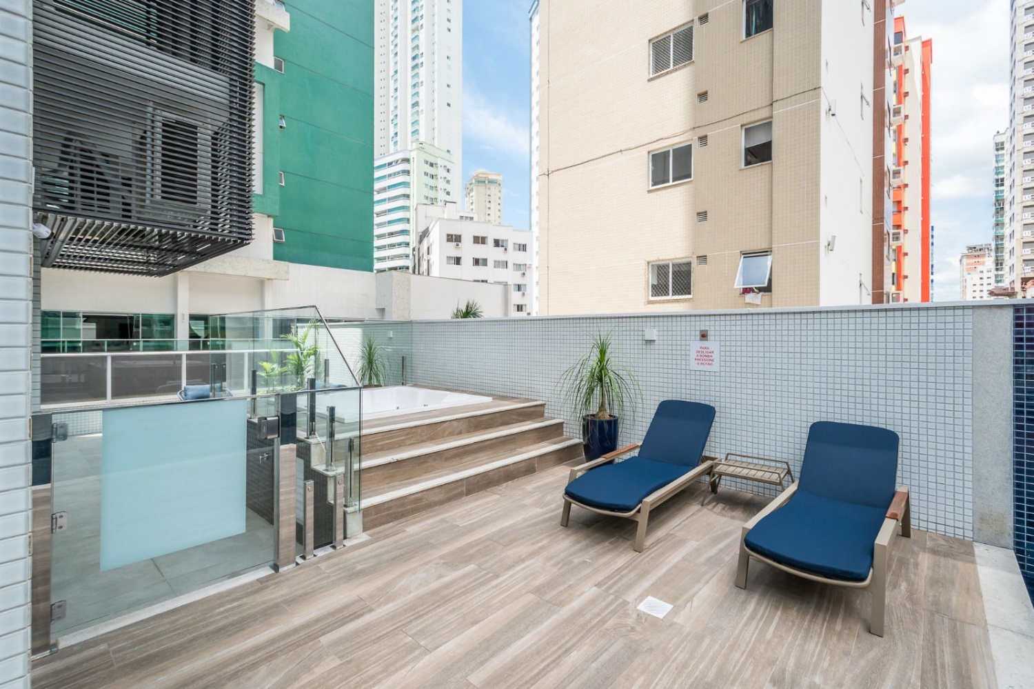 Apartamento no Ed. Residencial Bréscia em Balneário Camboriú - foto 15