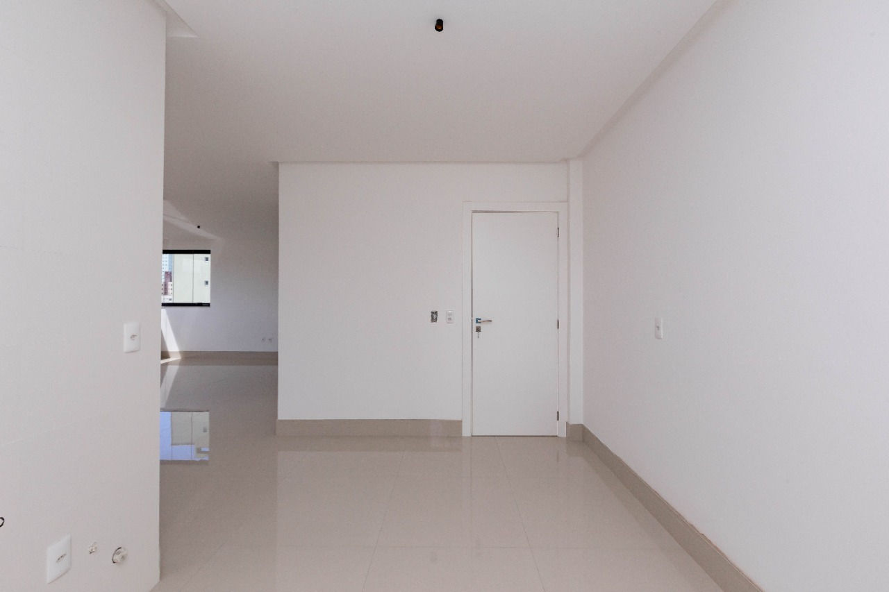Apartamento no Edifício Villa Castelli em Balneário Camboriú - foto 5