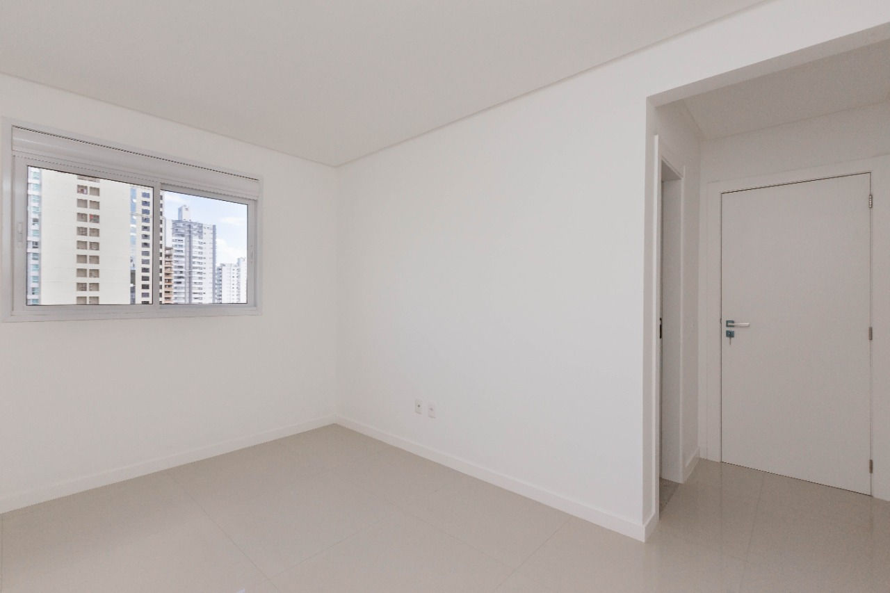 Apartamento no Edifício Villa Castelli em Balneário Camboriú - foto 6
