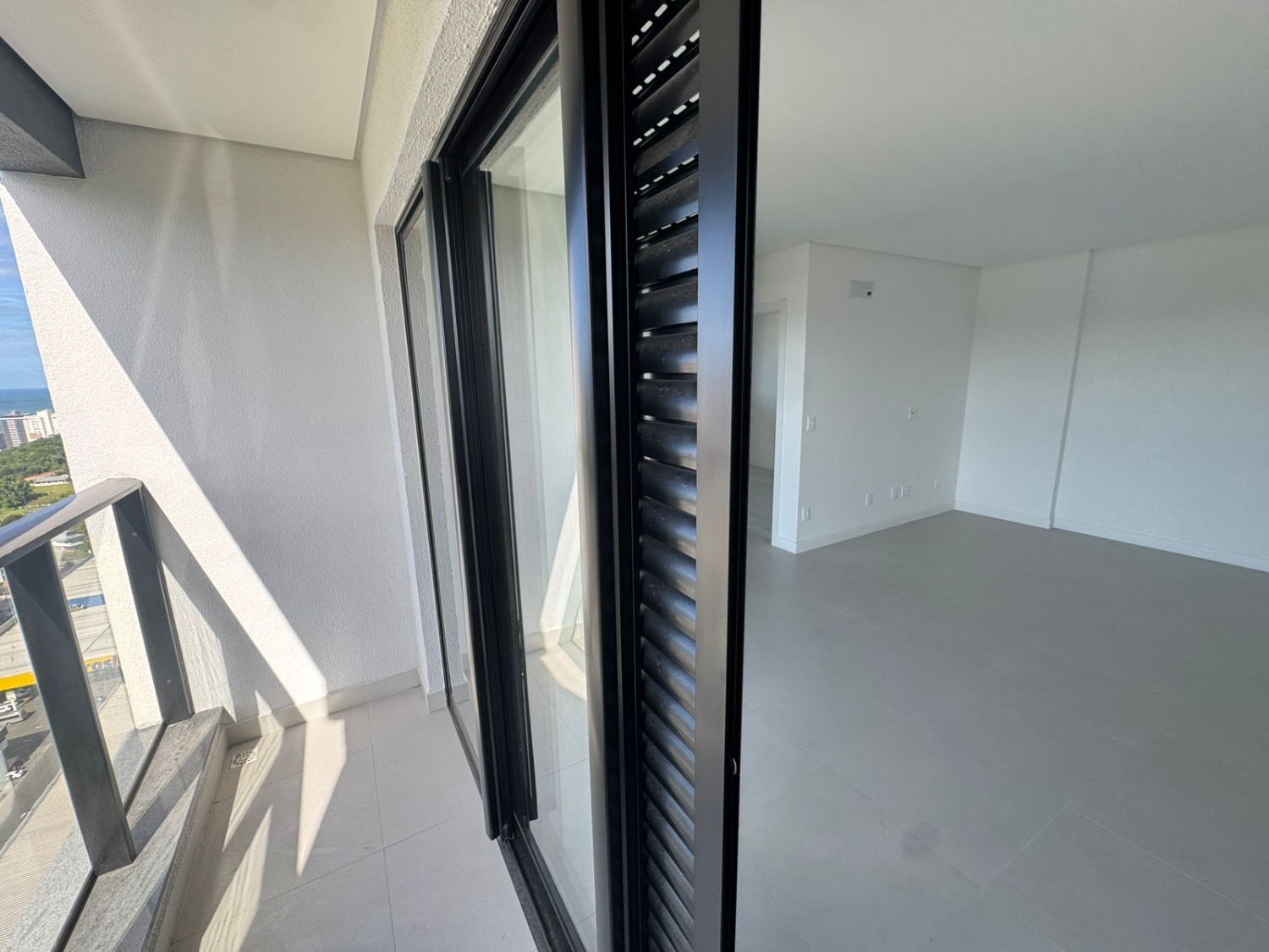 Apartamento no Edifício Brava Breeze Residence na Praia Brava - foto 5