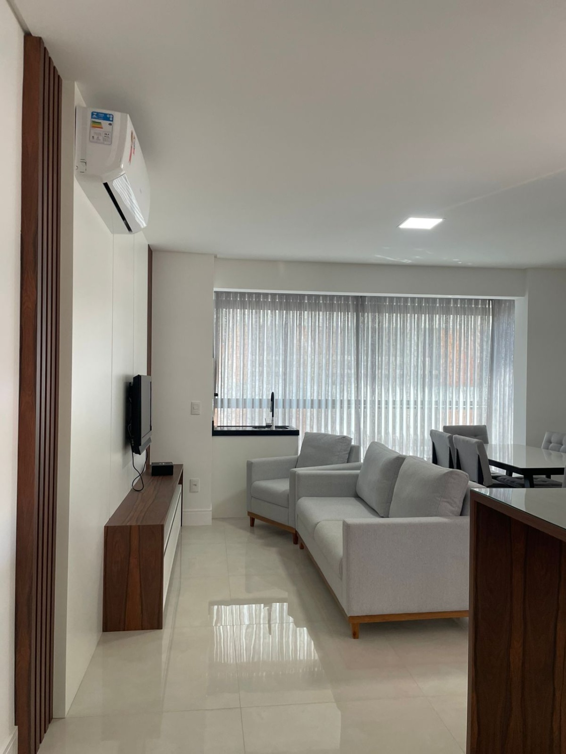 Apartamento no Ed. Edifício San Blass em Porto Belo - foto 2