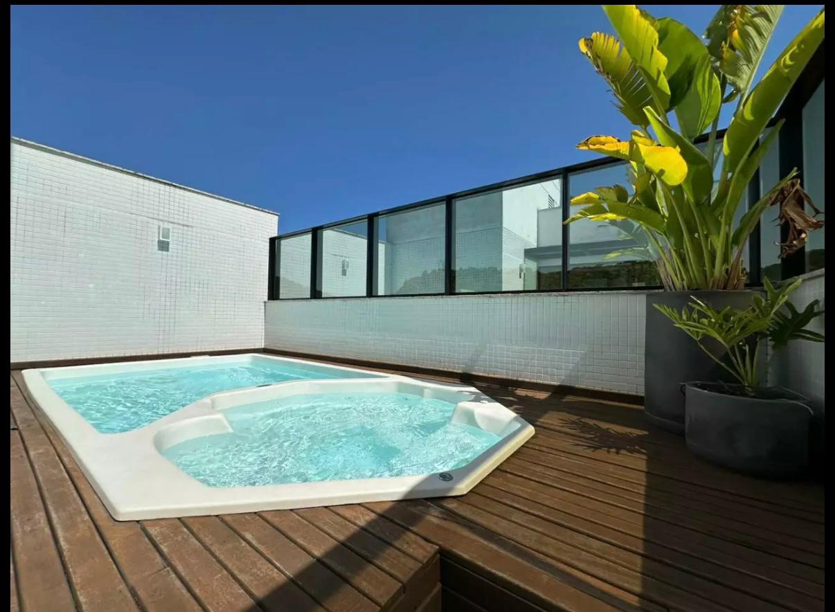 Apartamento Duplex no Ed. Reis Village na Praia dos Amores em Balneário Camboriú - foto 18